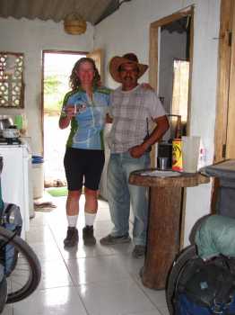 En route  /  Survoje