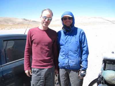 En route  /  Survoje