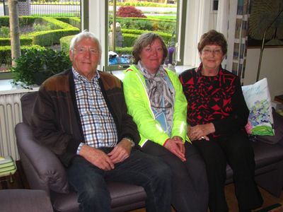 En route  /  Survoje