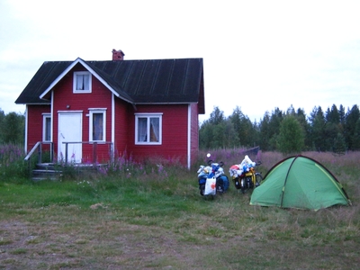 En route  /  Survoje