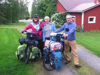 En route  /  Survoje