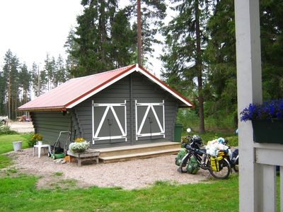 En route  /  Survoje