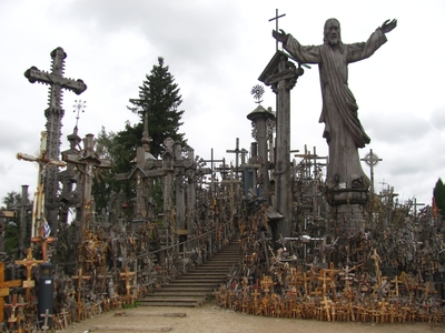 En route  /  Survoje