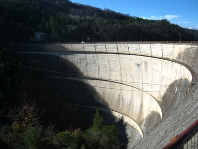 En route  /  Survoje