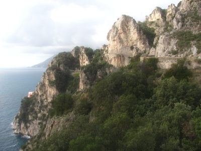 En route  /  Survoje