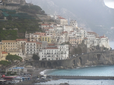 En route  /  Survoje